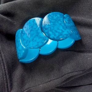 Retro Blue Plastic Elastic Stretch Bracelet with Large Moon Shaped Beads